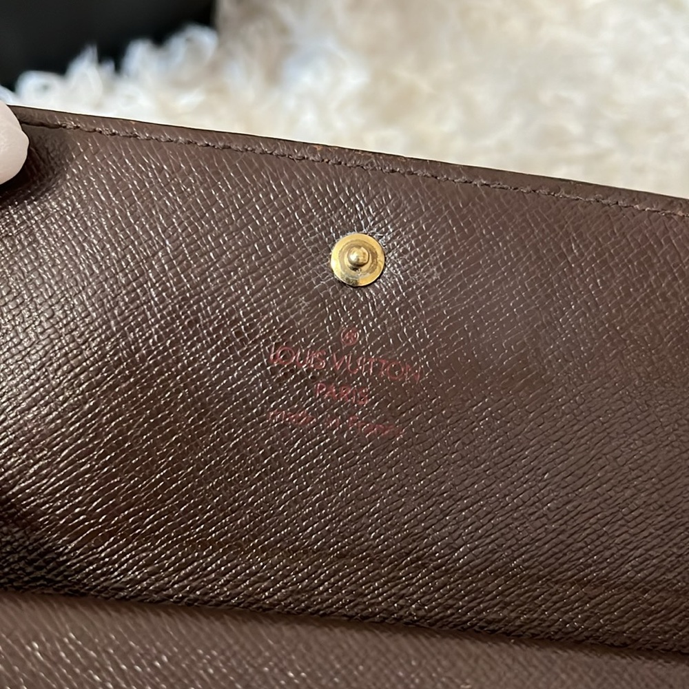 Louis Vuitton Damier Ebene International Wallet - Picture 11 of 17